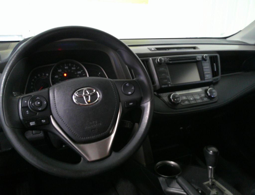 2015 Toyota RAV4 - $13,995