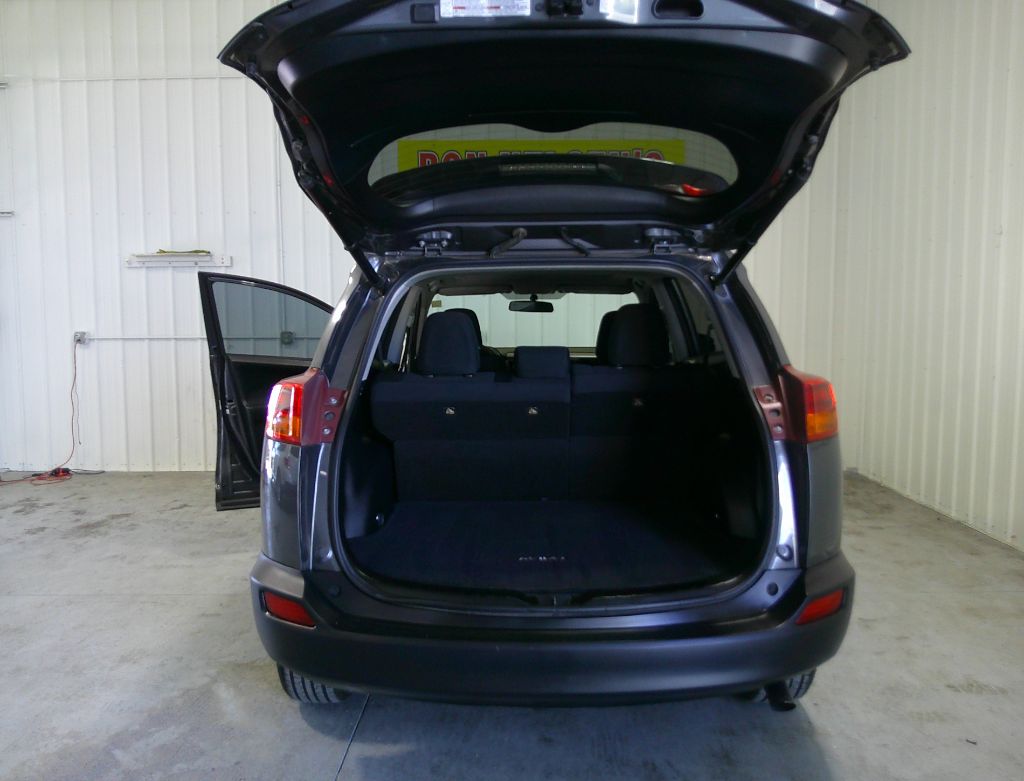2015 Toyota RAV4 - $13,995