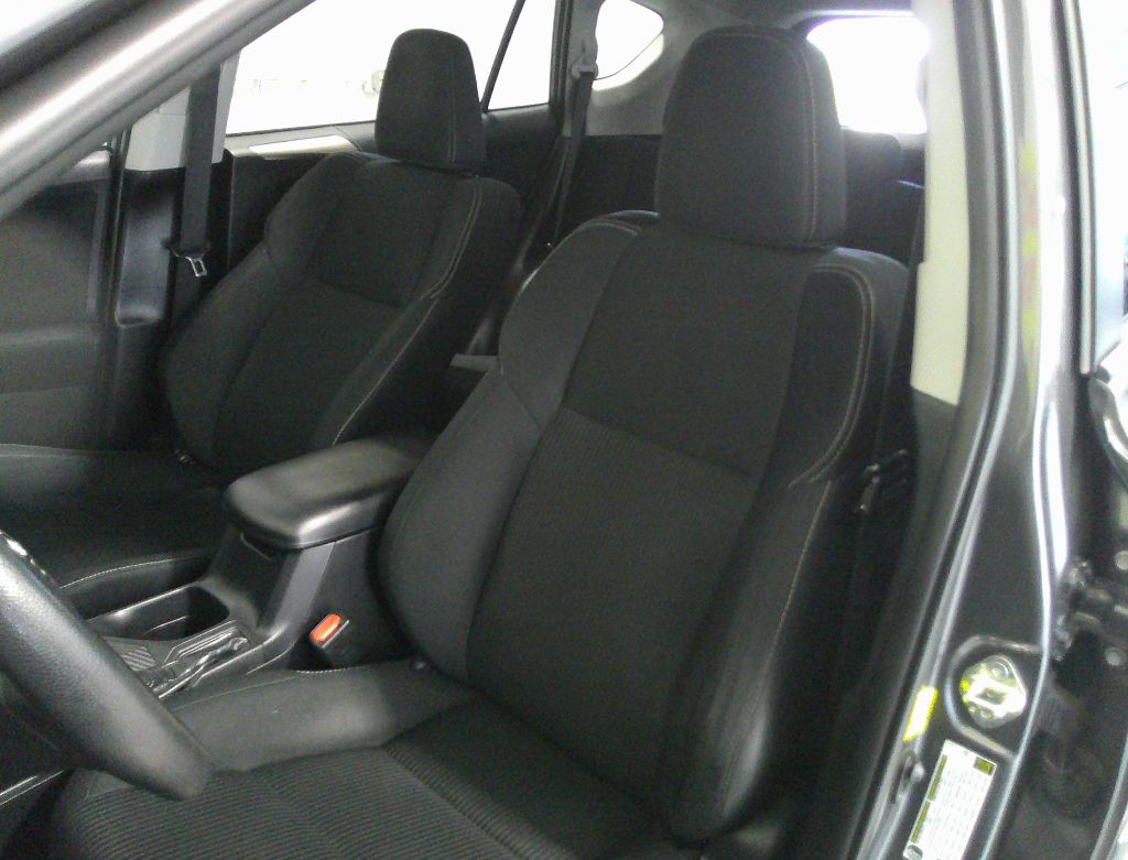 2015 Toyota RAV4 - $13,995