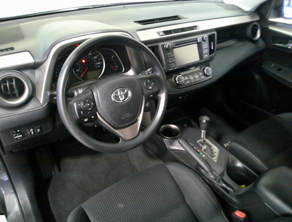 2015 Toyota RAV4 - $13,995