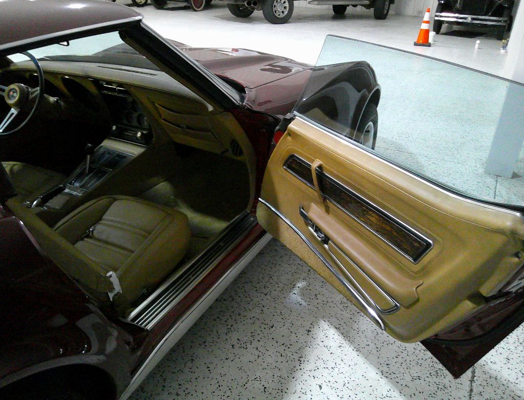 1975 Chevrolet Corvette - $17,995