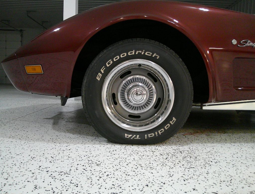 1975 Chevrolet Corvette - $17,995