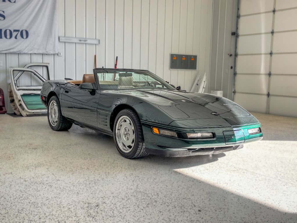 1992 Chevrolet Corvette - $18,995