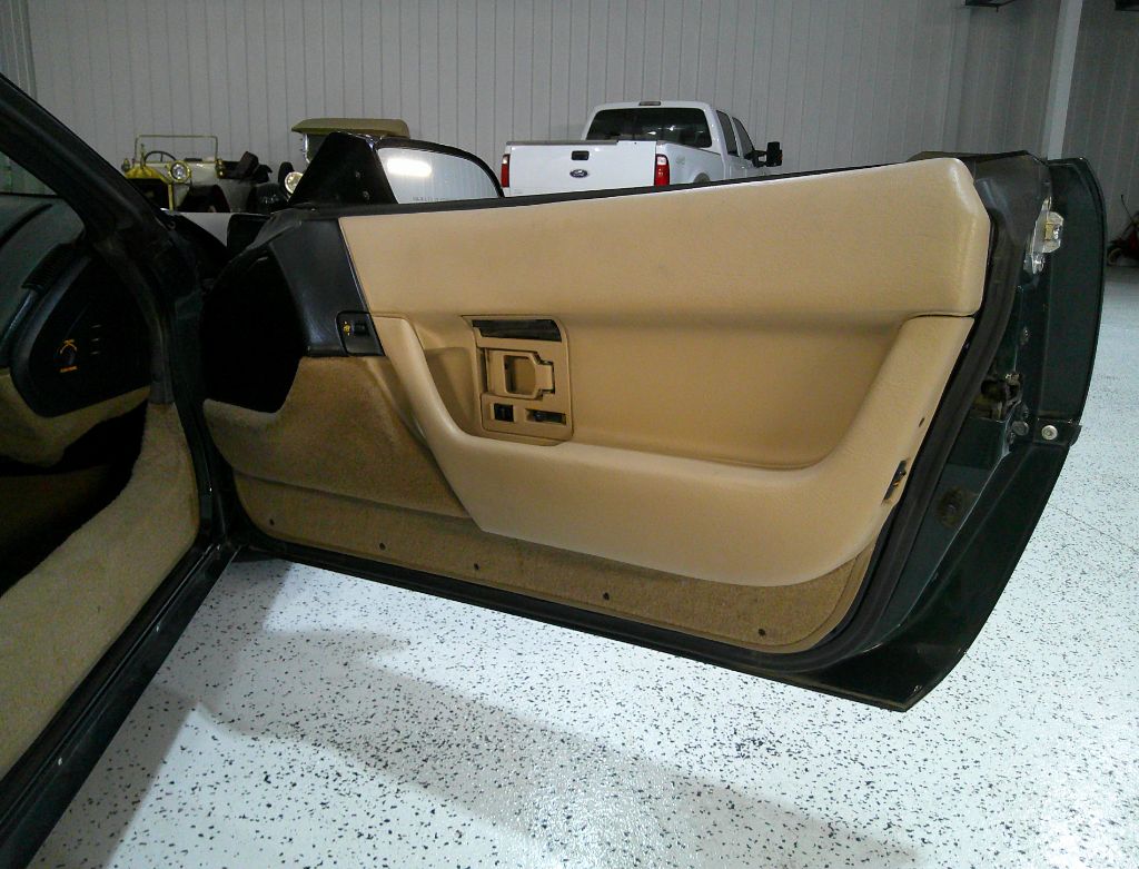1992 Chevrolet Corvette - $18,995