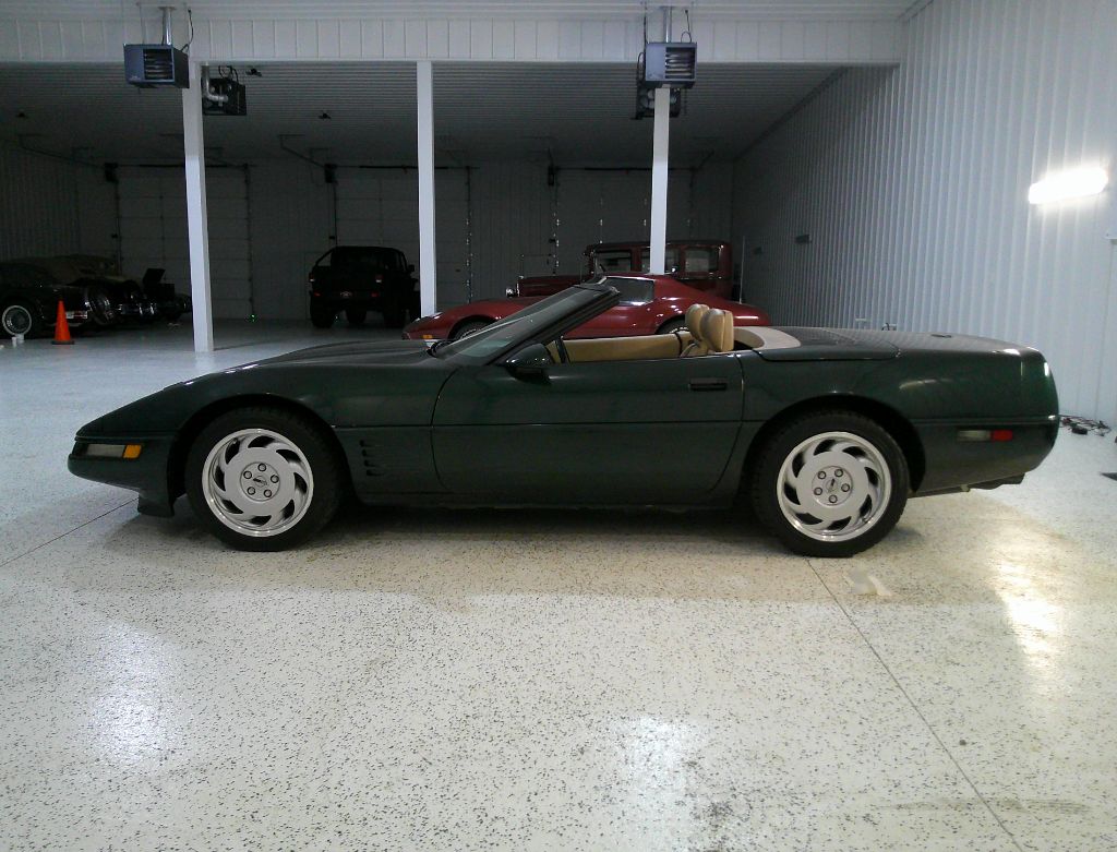 1992 Chevrolet Corvette - $18,995