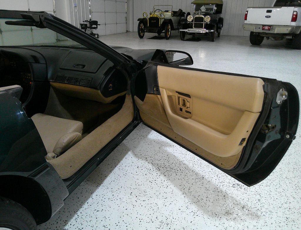 1992 Chevrolet Corvette - $18,995