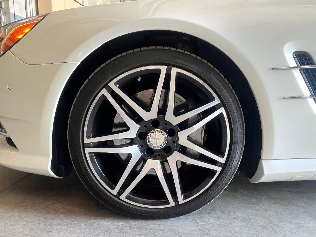 2015 Mercedes-Benz SL-Class - $45,000