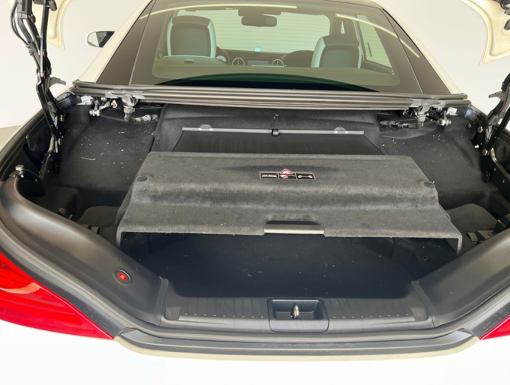 2015 Mercedes-Benz SL-Class - $45,000