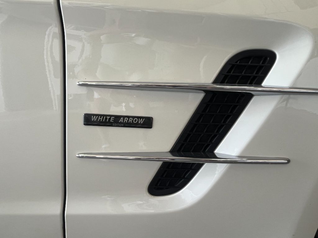 2015 Mercedes-Benz SL-Class - $45,000