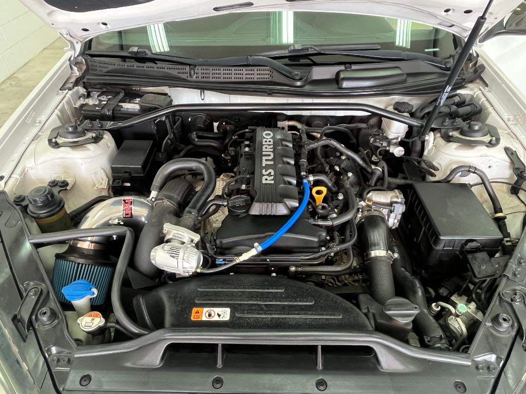 2013 Hyundai Genesis - $11,875