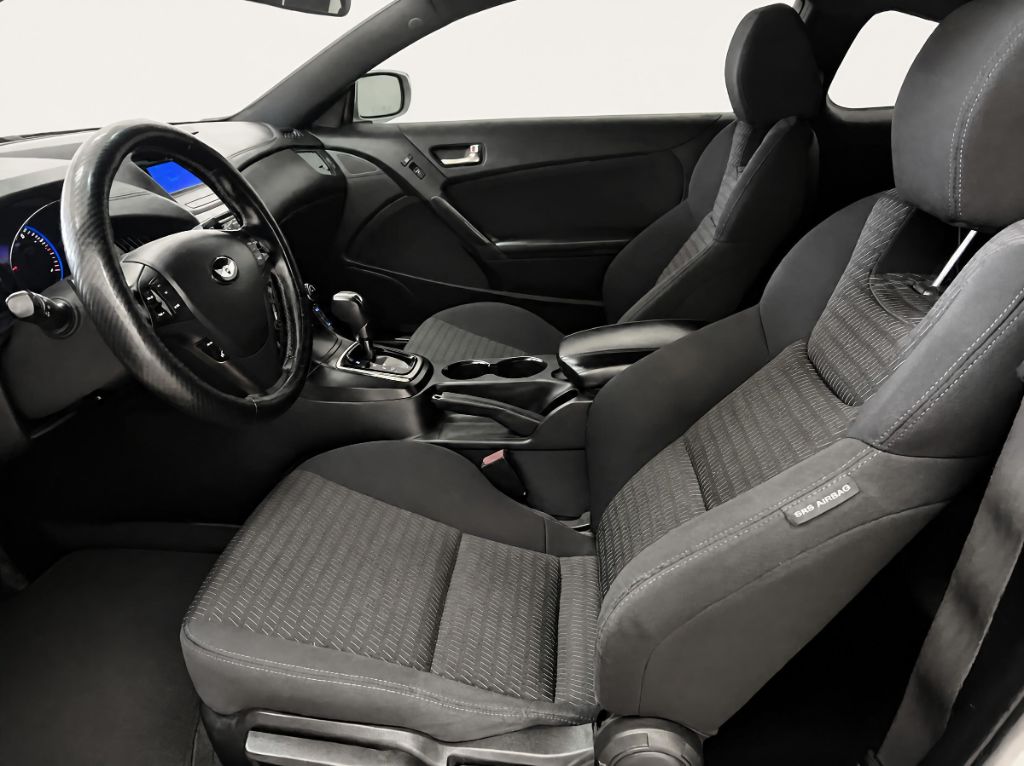 2013 Hyundai Genesis - $11,875