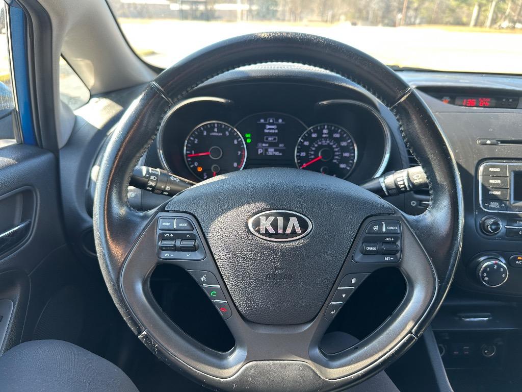 2015 Kia Forte EX photo