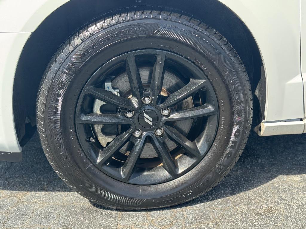 2020 Dodge Grand Caravan - $14,995