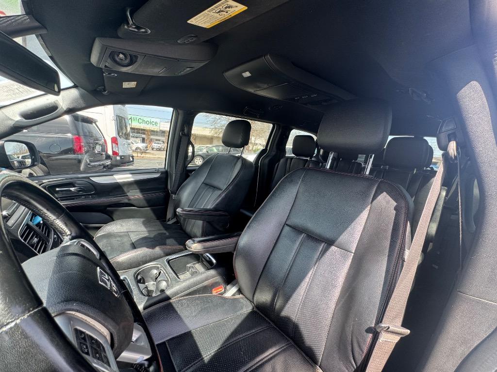 2020 Dodge Grand Caravan - $14,995