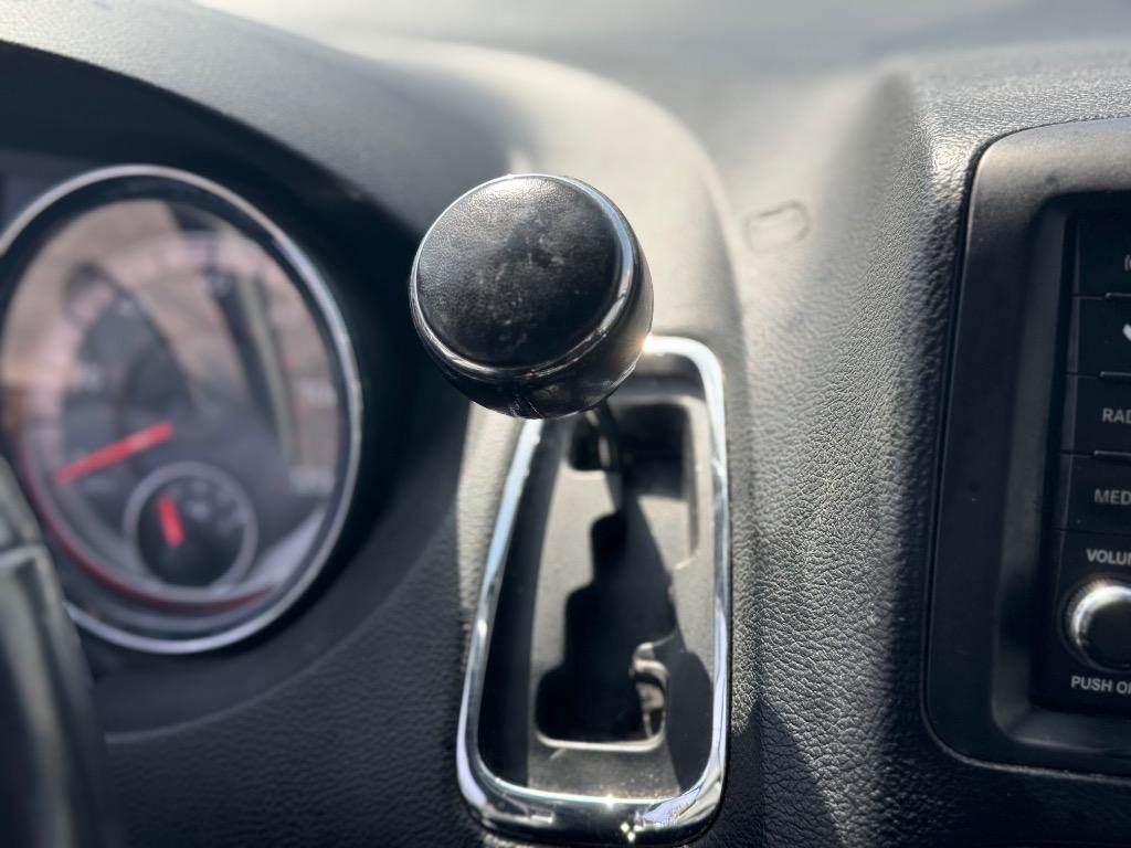 2020 Dodge Grand Caravan - $14,995