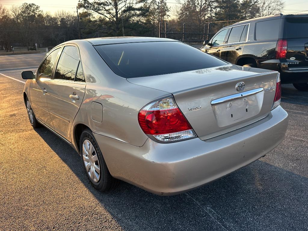 2005 Toyota Camry Standard photo