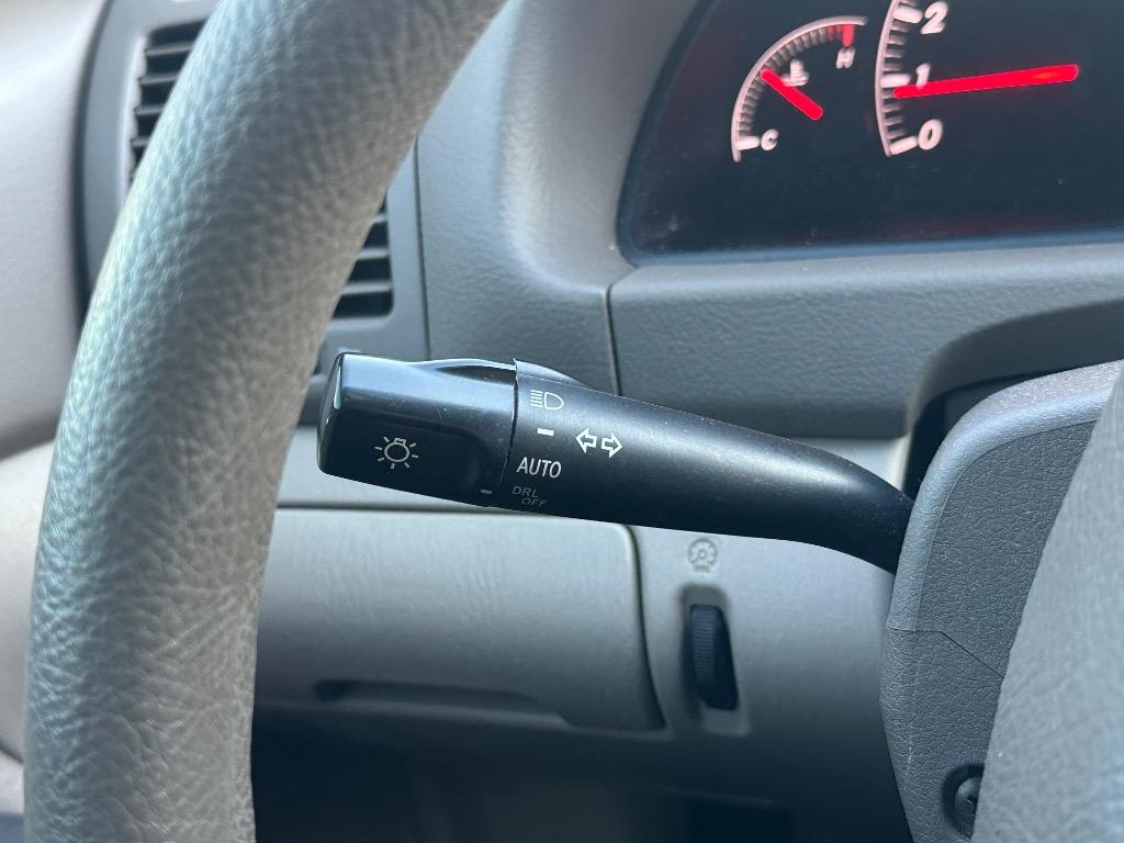 2005 Toyota Camry Standard photo