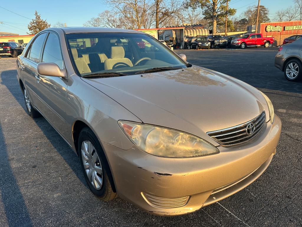 2005 Toyota Camry Standard photo