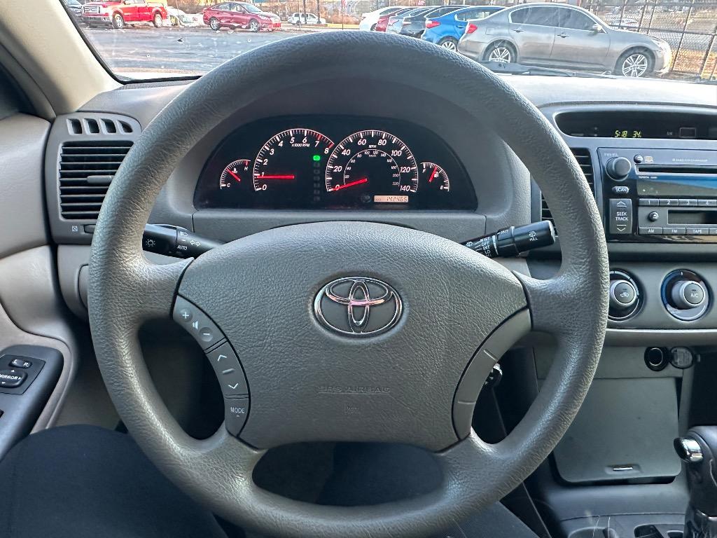 2005 Toyota Camry Standard photo