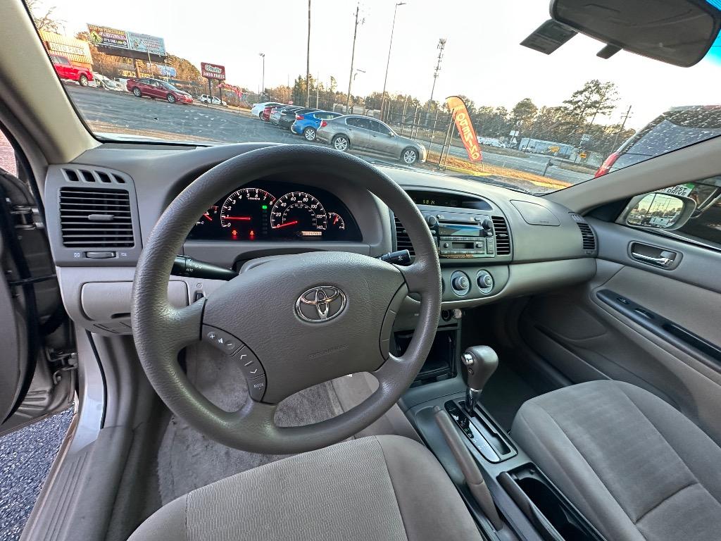 2005 Toyota Camry Standard photo