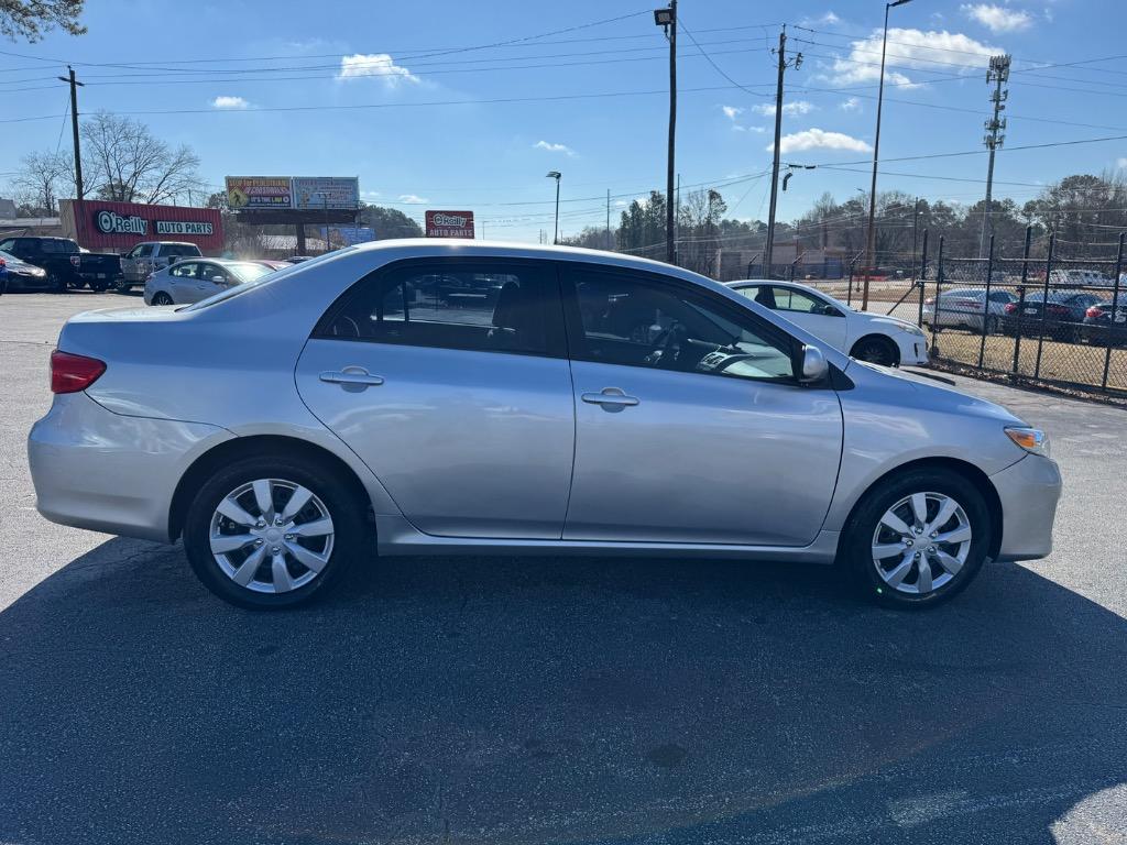 2012 Toyota Corolla L photo