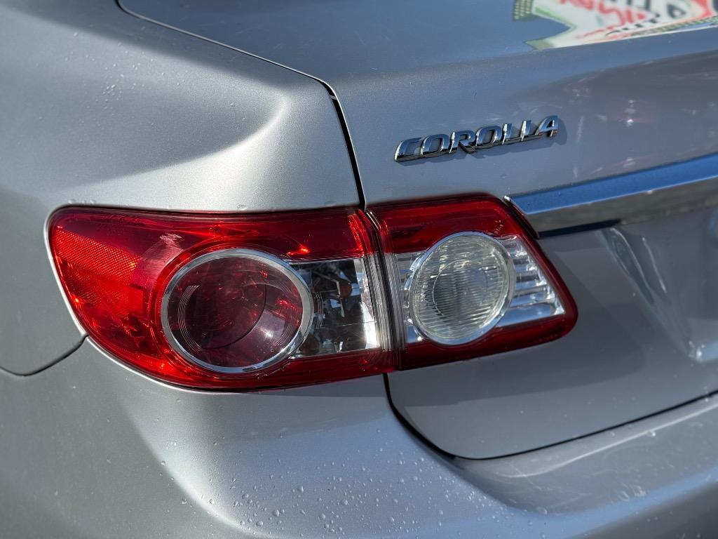 2012 Toyota Corolla L photo