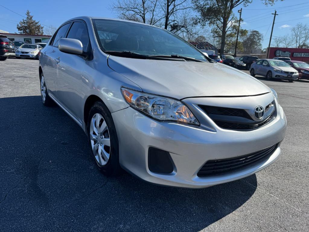 2012 Toyota Corolla L photo