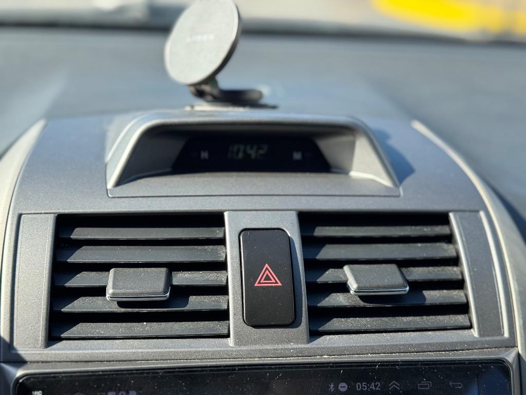 2012 Toyota Corolla L photo