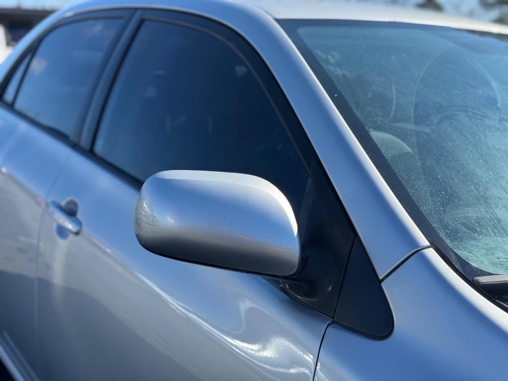 2012 Toyota Corolla L photo