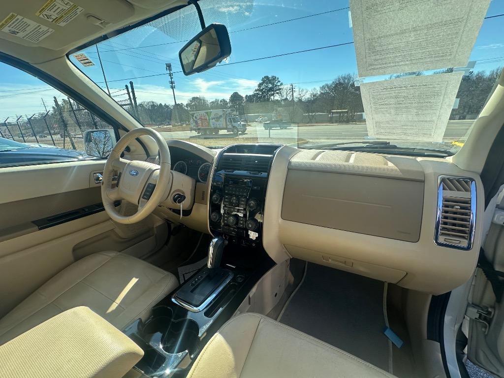 2010 Ford Escape Limited photo