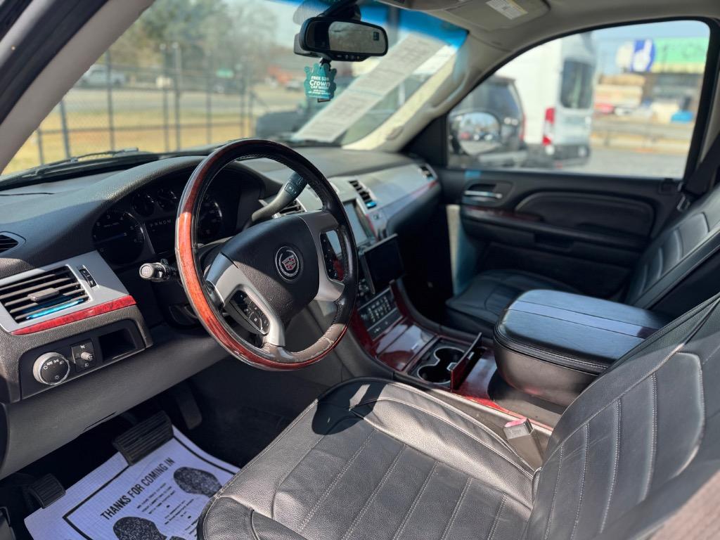 2007 Cadillac Escalade photo