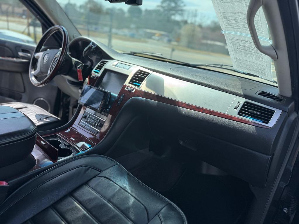 2007 Cadillac Escalade photo