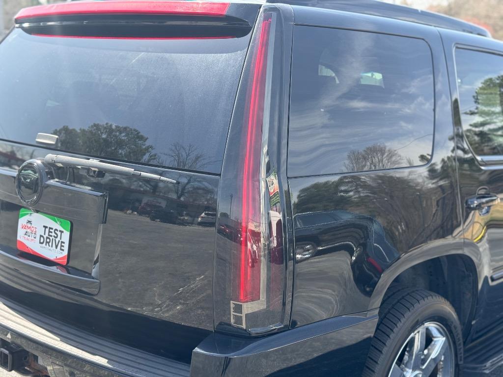 2007 Cadillac Escalade photo