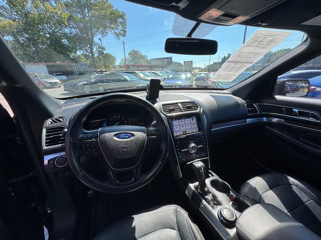 2019 Ford Explorer
