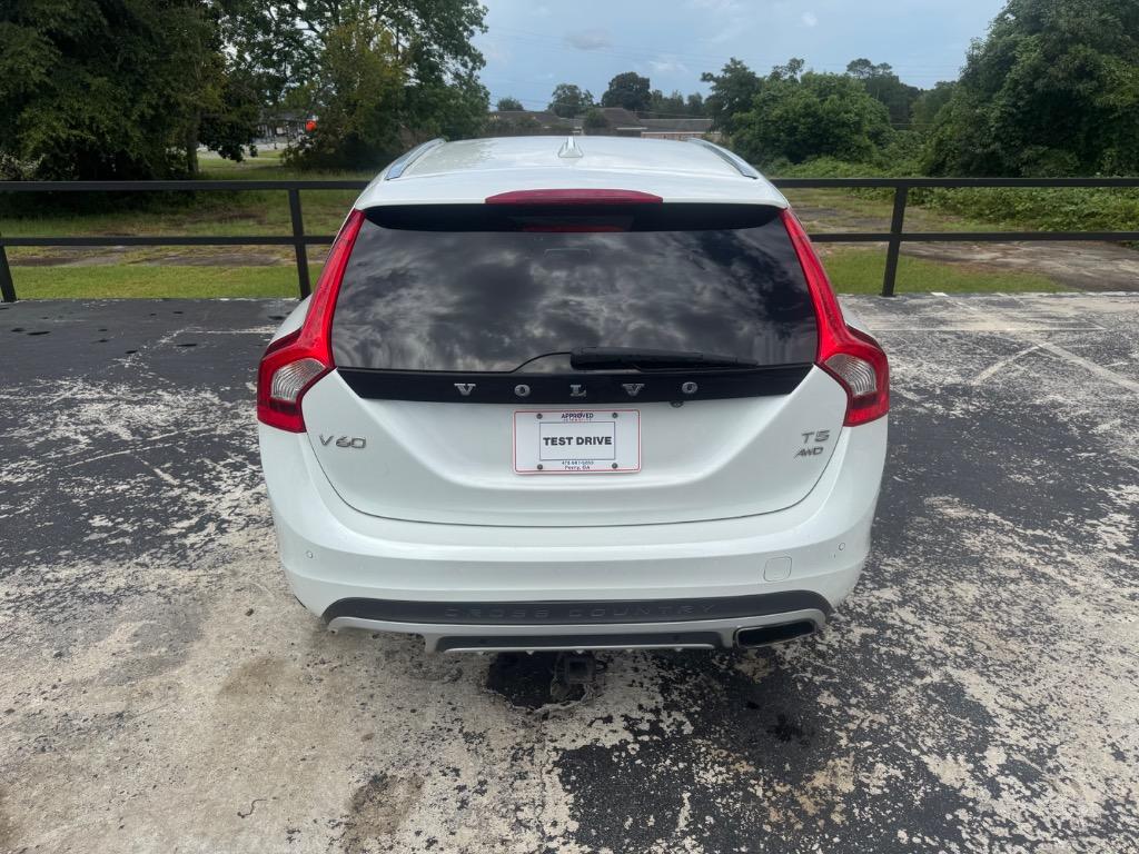 2016 Volvo V60