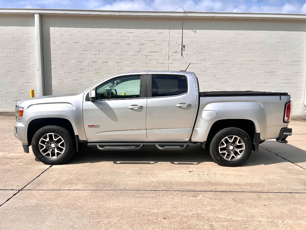 2016 GMC Canyon SLE photo
