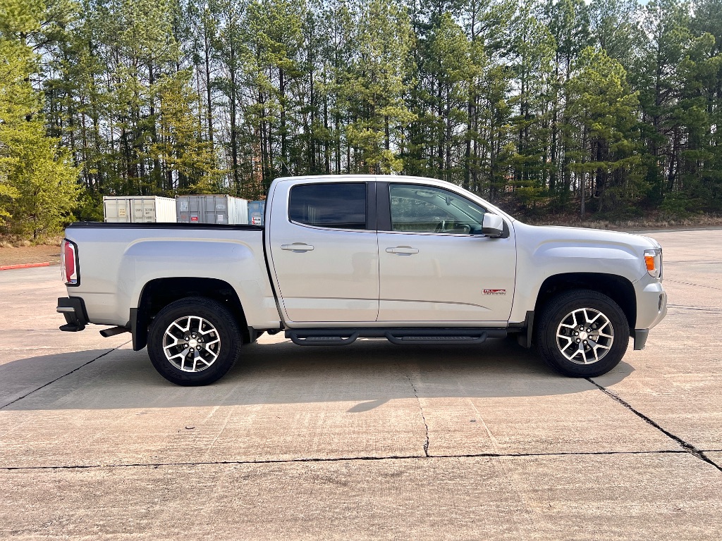 2016 GMC Canyon SLE photo