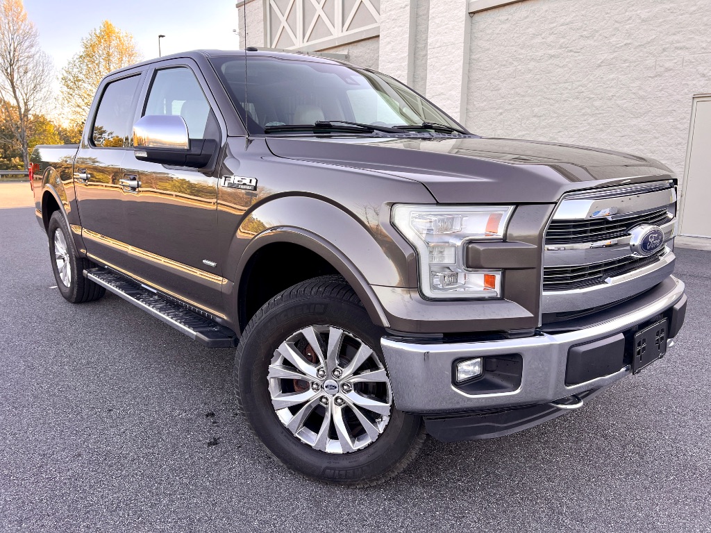2016 Ford F150 Lariat photo
