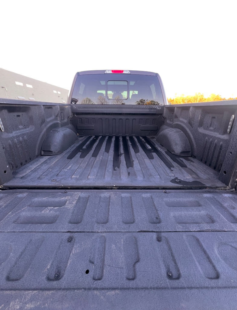 2016 Ford F150 Lariat photo