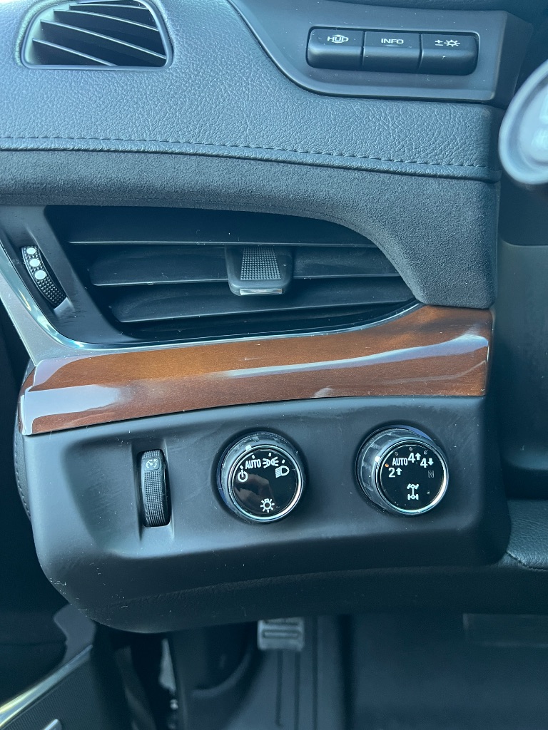 2018 Cadillac Escalade ESV Luxury photo