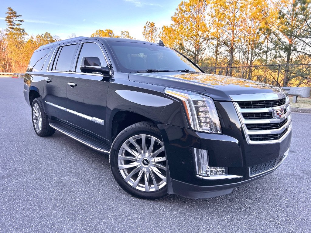 2018 Cadillac Escalade ESV Luxury photo