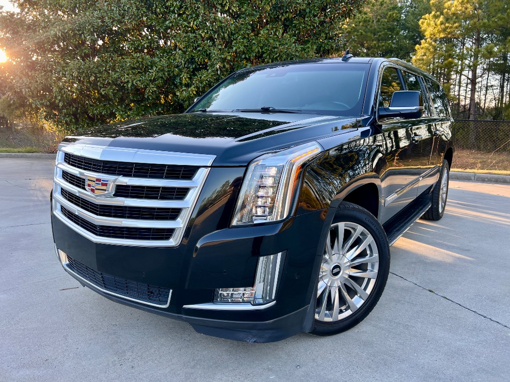 2018 Cadillac Escalade ESV Luxury photo