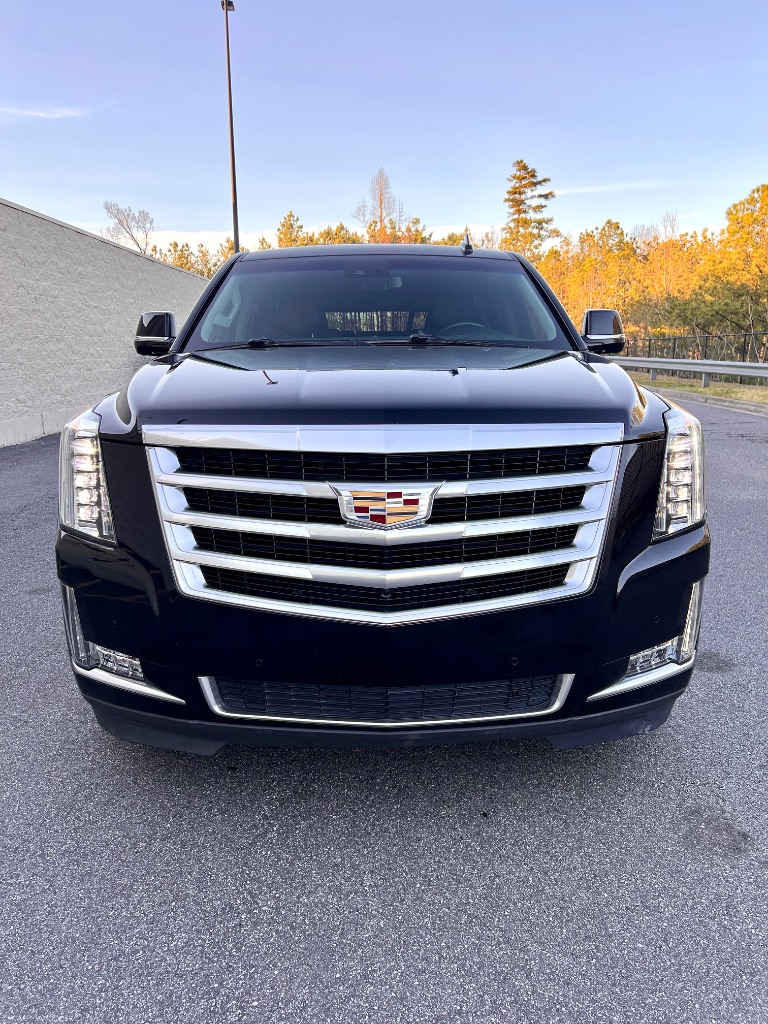2018 Cadillac Escalade ESV Luxury photo