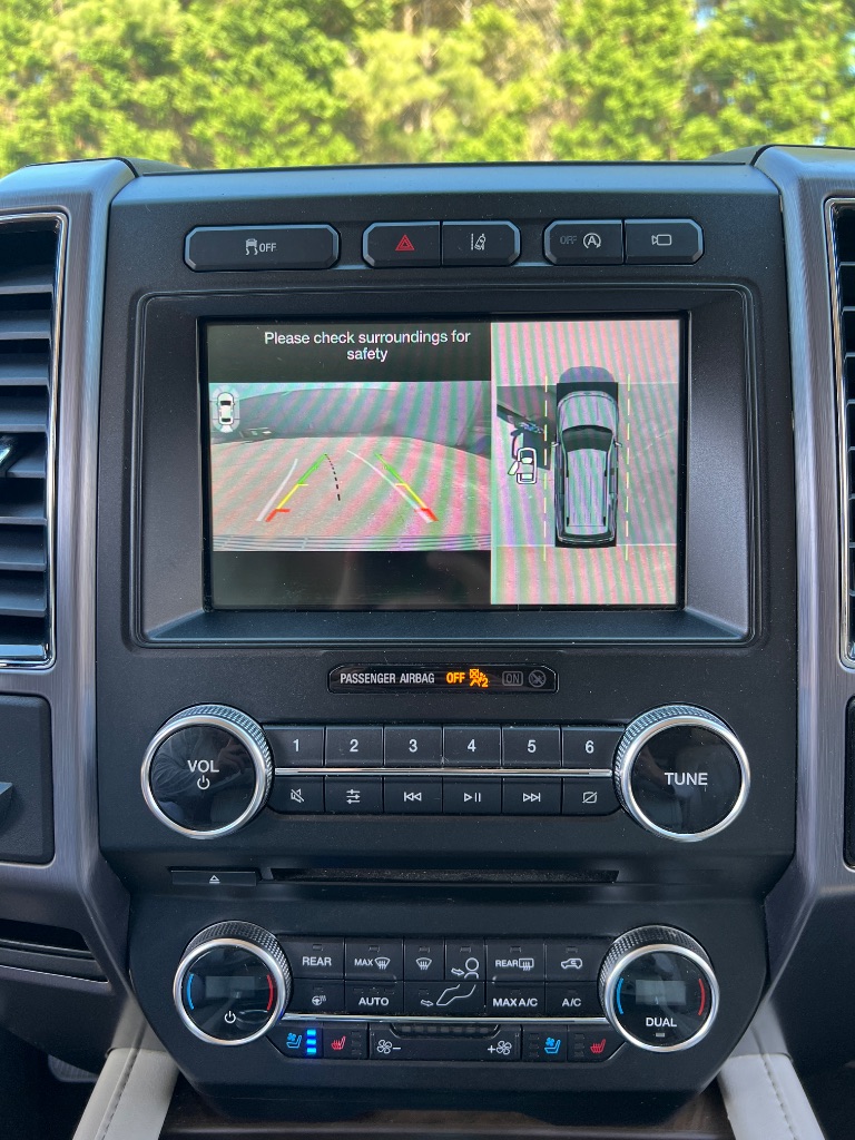 2018 Ford Expedition Platinum photo