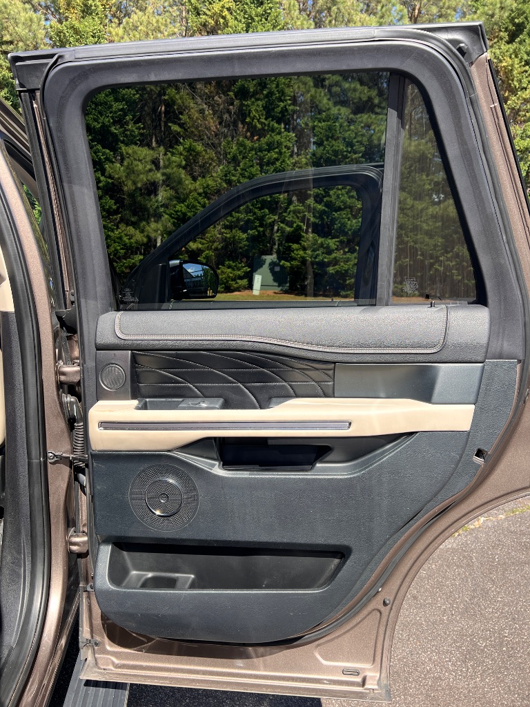 2018 Ford Expedition Platinum photo