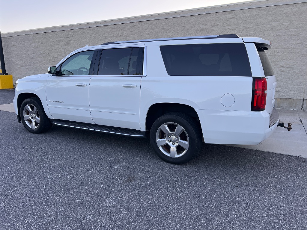 2017 Chevrolet Suburban 1500 Premier photo