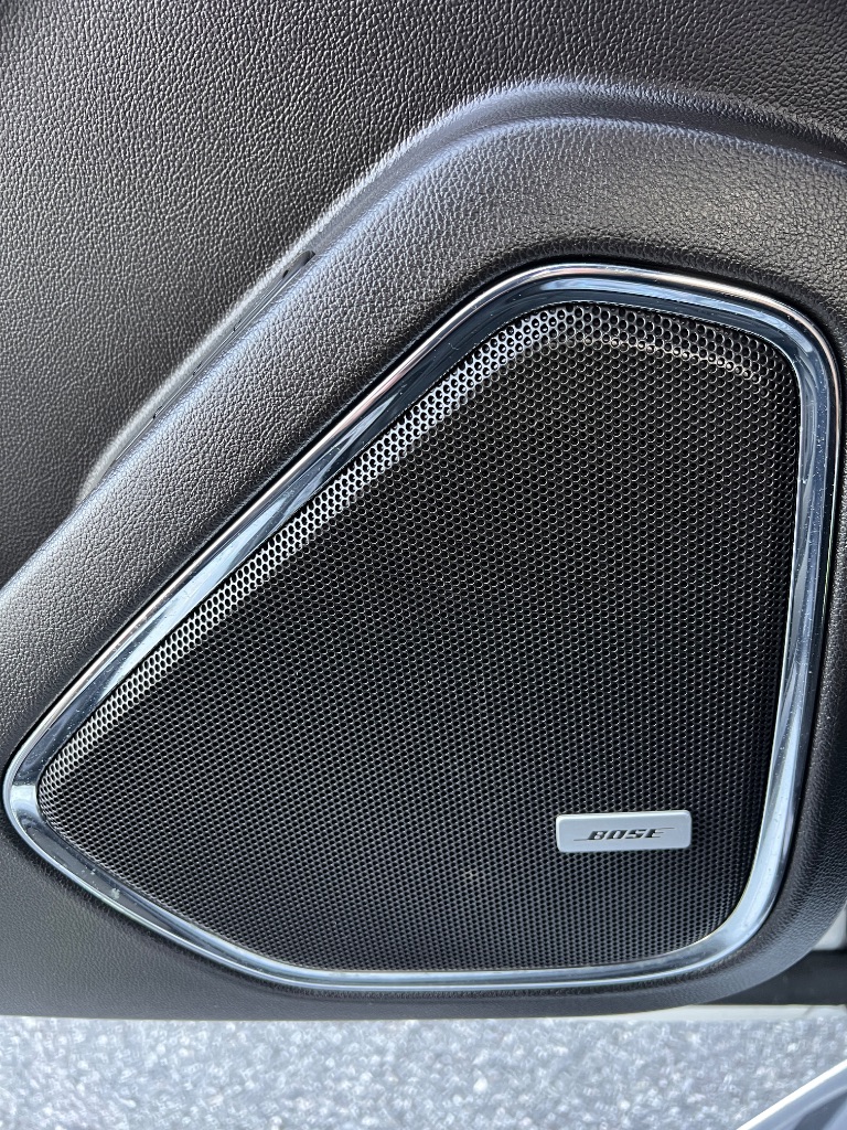 2017 Chevrolet Suburban 1500 Premier photo