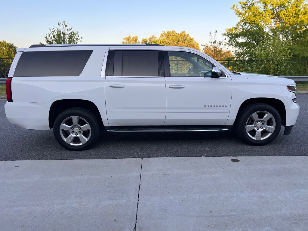 2017 Chevrolet Suburban 1500 Premier photo