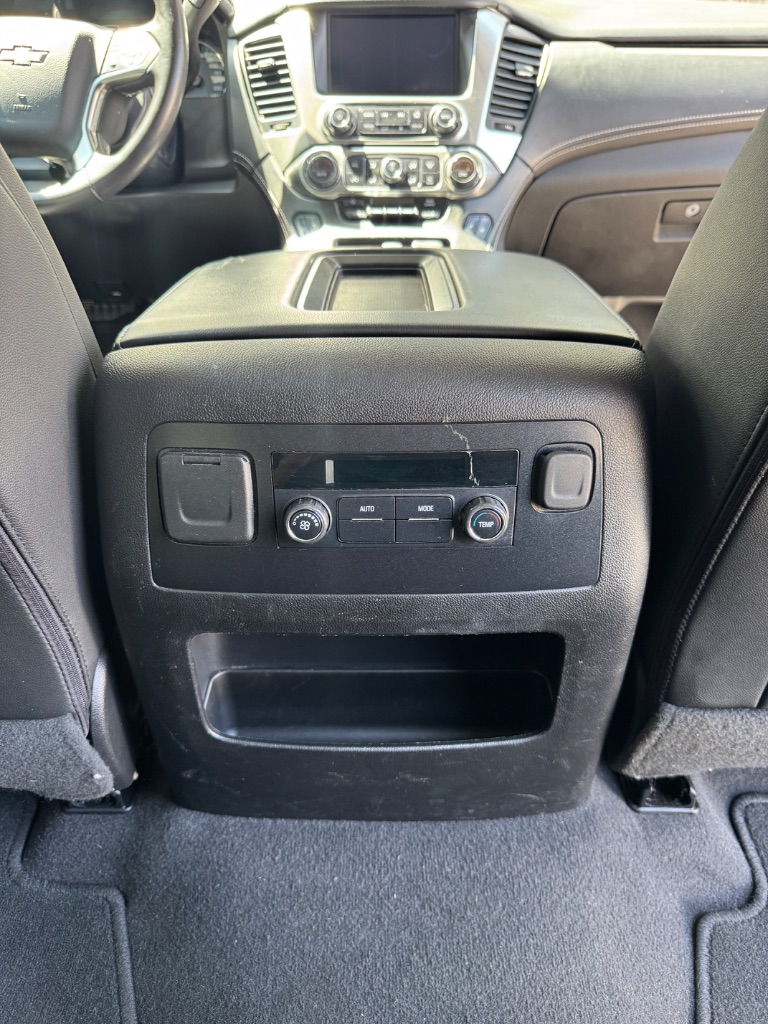 2020 Chevrolet Suburban - $18,500