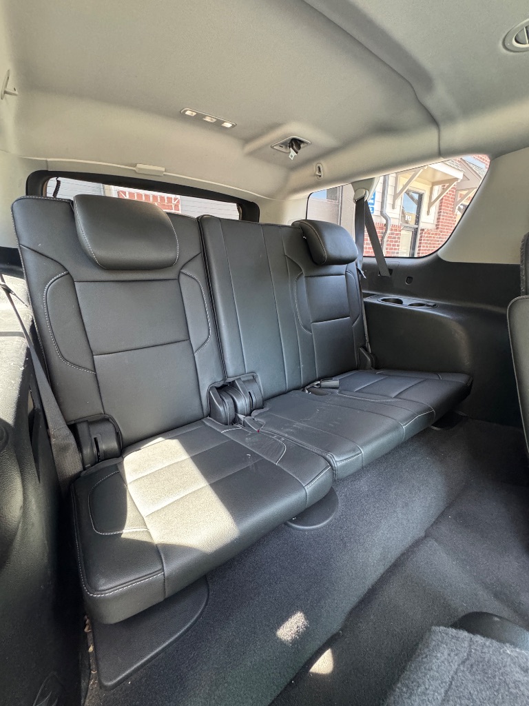 2020 Chevrolet Suburban - $18,500